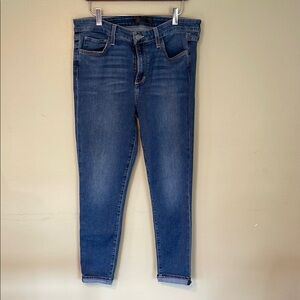 Joe’s “the icon” mid rise skinny crop